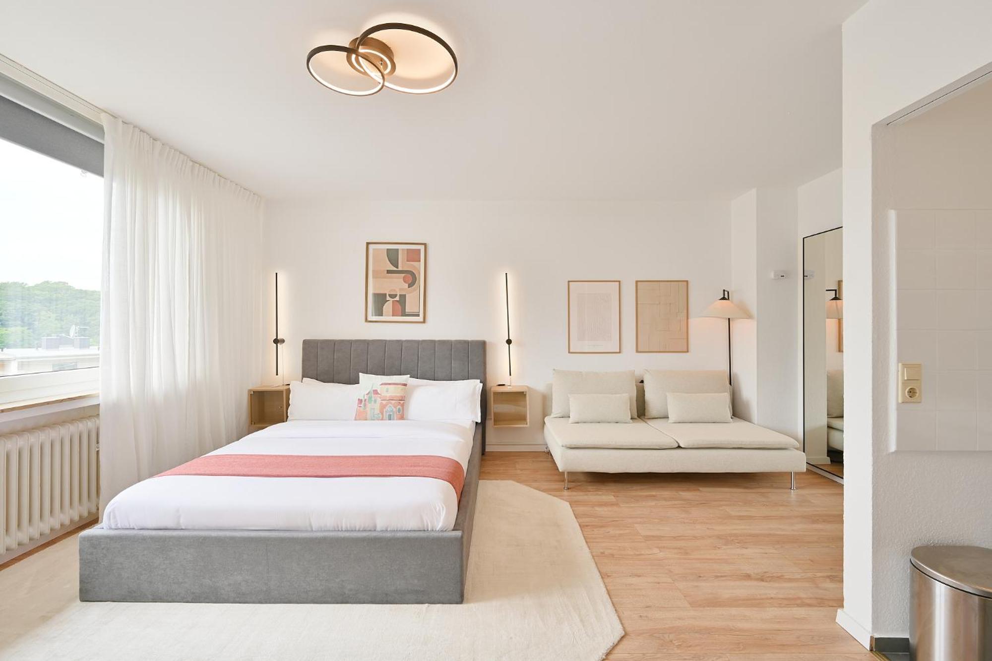 Beautiful And Stylish 1-Bedroom With Kitchen And King Size Bed Wuppertal Exterior photo